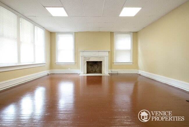Photo - 184 E 15th Ave
