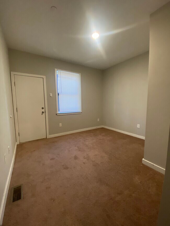 Photo - 1712 N Bouvier St