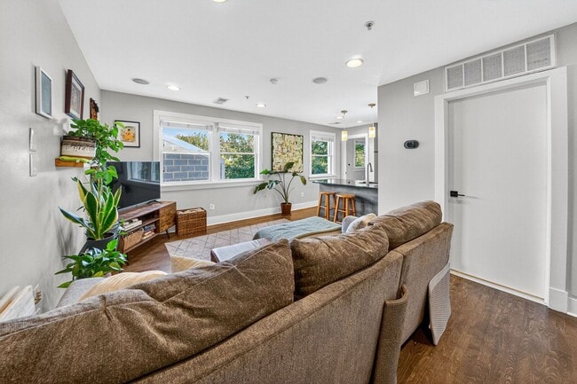 Photo - Modern 1BR/1BA in the Heart of Columbia Heights