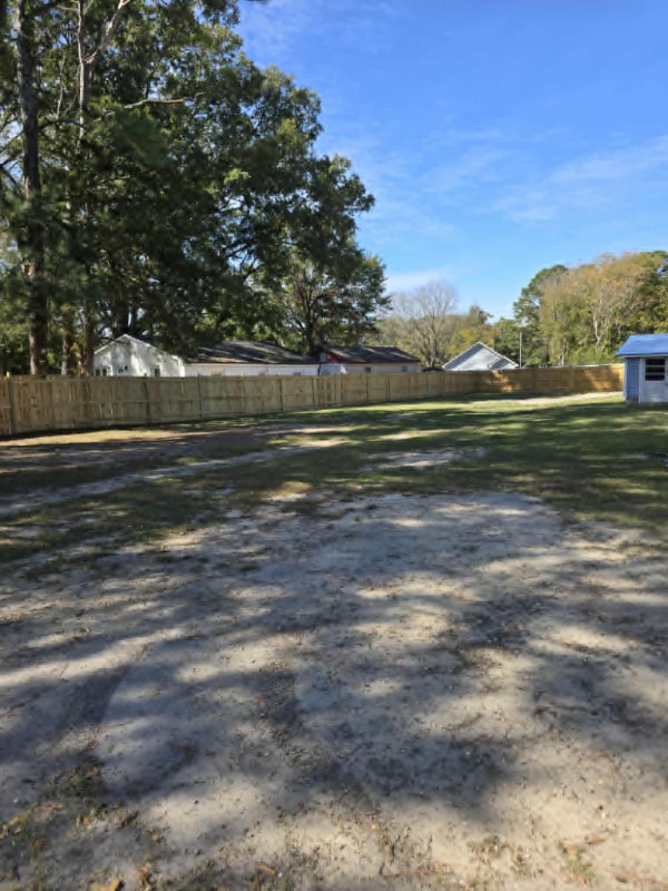 Photo - 307 Graves St