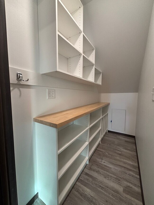 Photo - Spacious 3-Bedroom Home