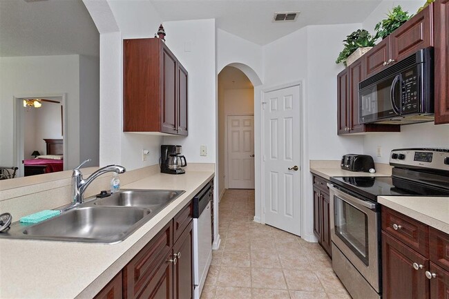 Photo - 2307 Silver Palm Dr Unit 202