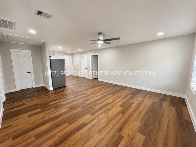 Photo - 1104 Sunset Dr