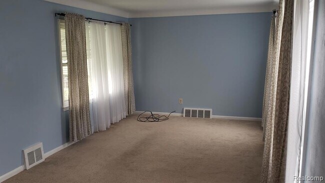 Photo - 1261 Pearson St