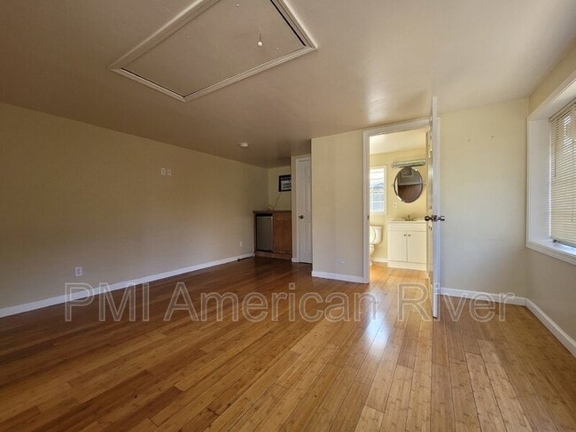 Photo - 2016 Vallejo Way