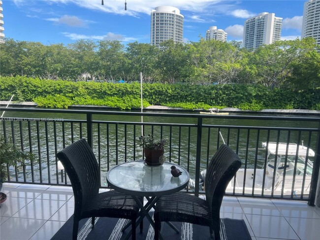 Photo - 3745 NE 171 St