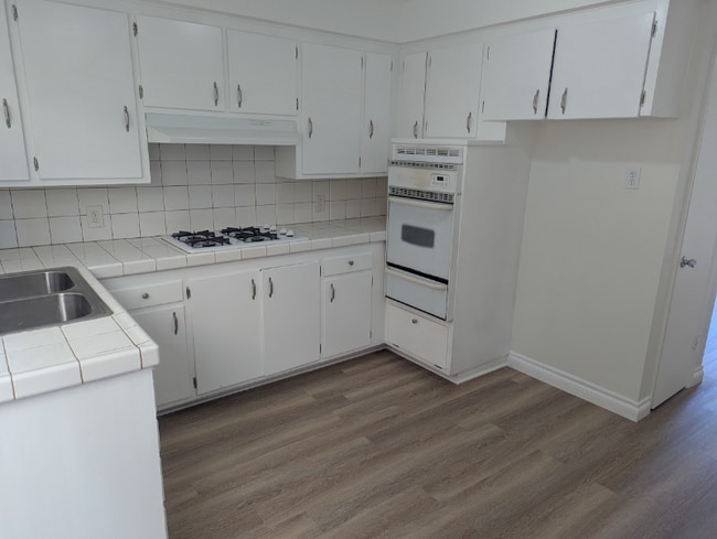 Photo - 216 Melrose Dr