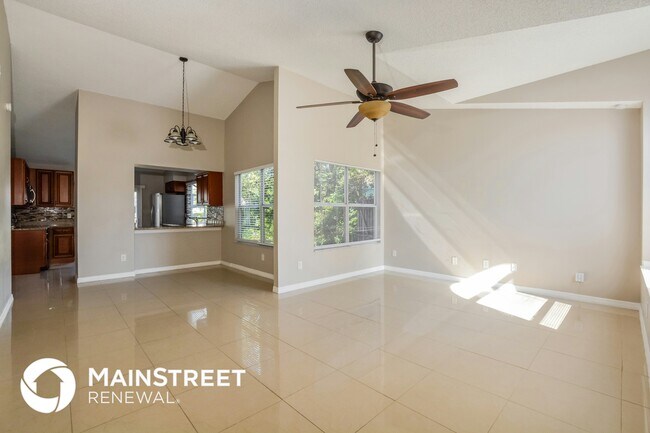 Photo - 9941 Surrey Ridge Rd