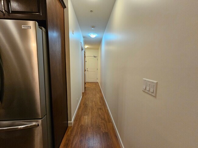 Photo - 8288-207A 207A St.