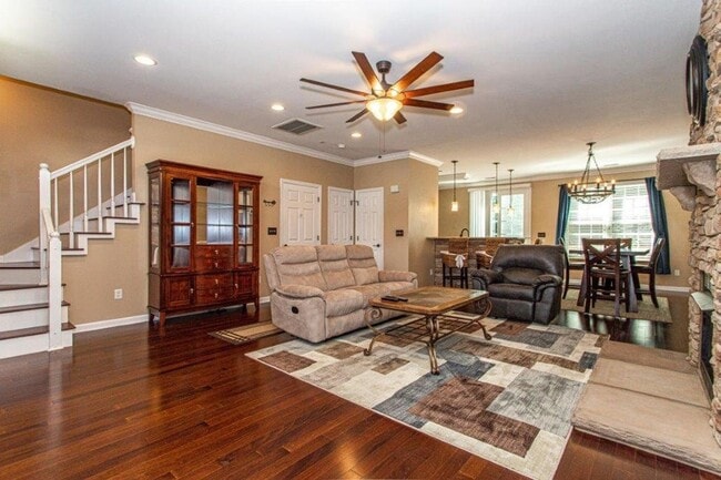 Photo - Farragut 37934 - 3 bedroom, 2.5 bath home - Call or text Susan Niedergeses (865) 300-4722