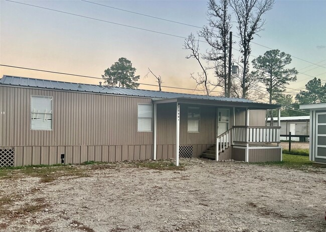 Building Photo - 20805 S Navasota Dr