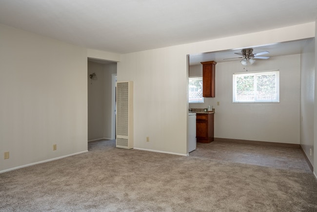 Photo - Marina Apartments