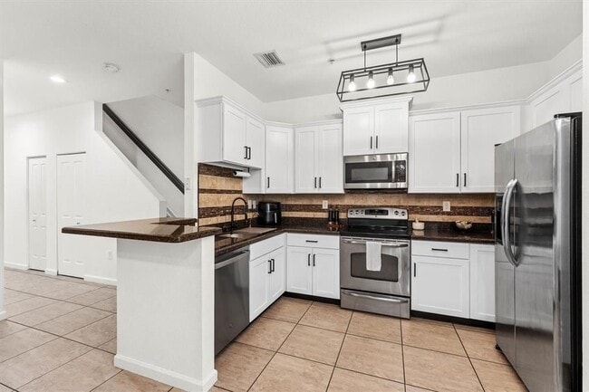 Photo - 151 SW 7th Ct