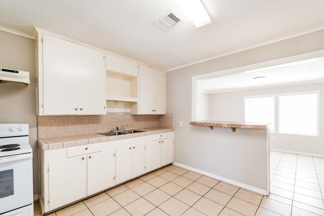 Photo - 1505 4th Ave N