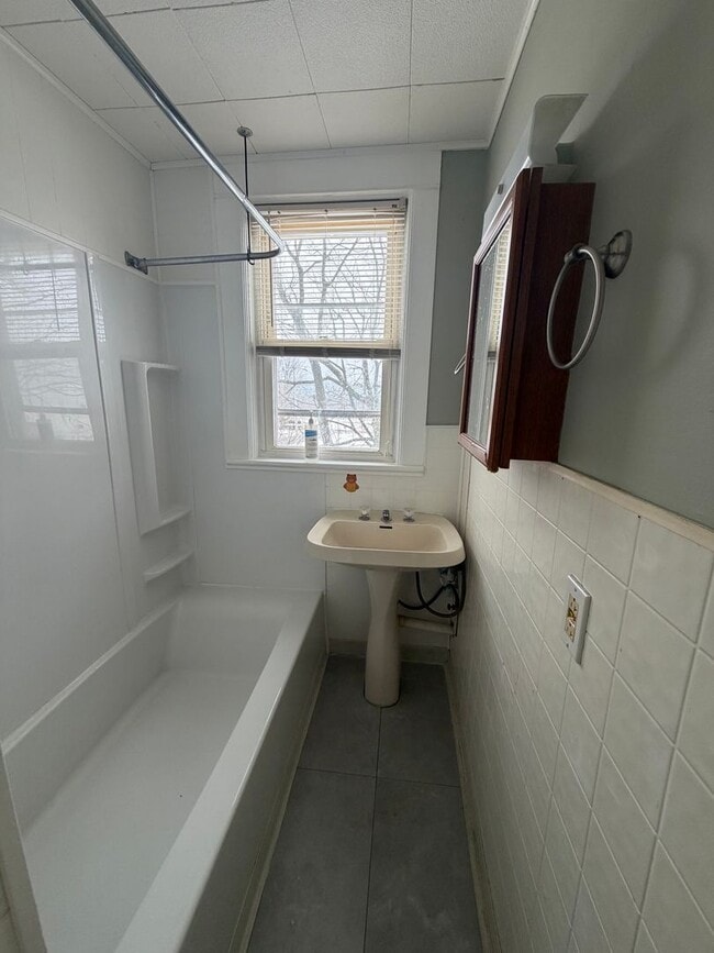 Photo - Move-In Ready 3-Bed, 1-Bath Home in Pittsfield