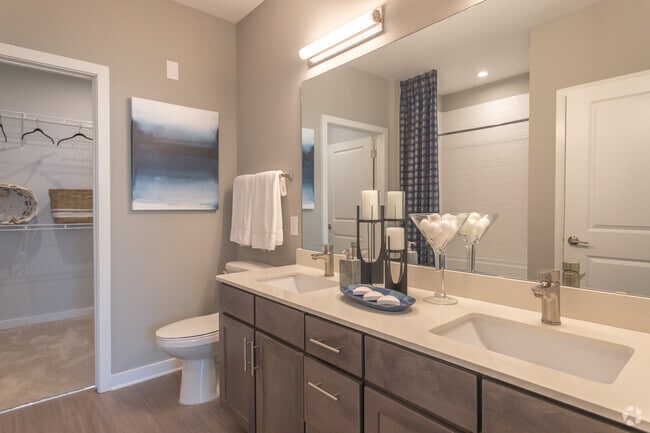 2BR,2BA - Alta Croft