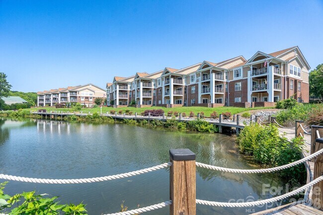 Photo - 18511 Harborside Dr