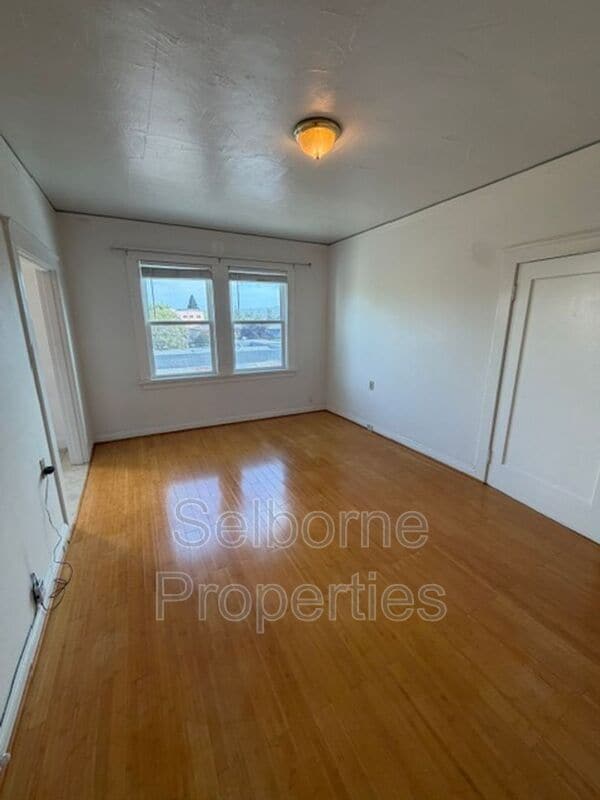 Photo - 5508 San Pablo Ave