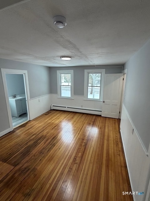 Photo - 122 River Rd