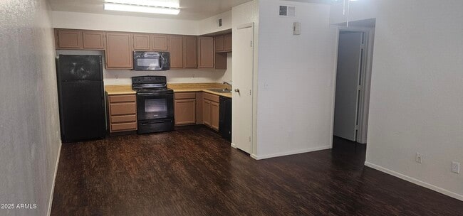 Building Photo - 6156 E Greenway St Rental