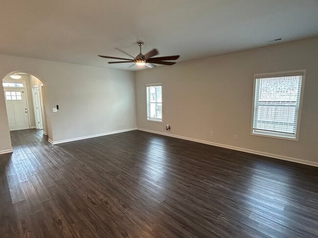 Photo - 115 Pomelo St