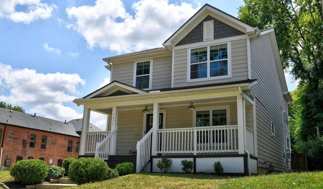 Photo - 1455 Franklin Ave