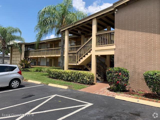 Building Photo - 1708 Elm St Unit 7 Rental