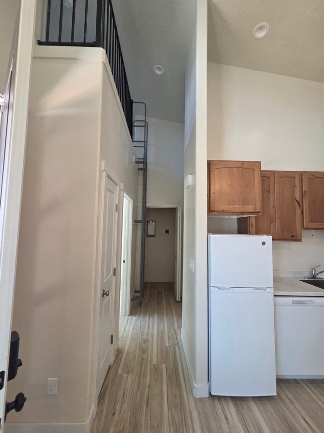 Photo - 2158 E Bonnies Wy