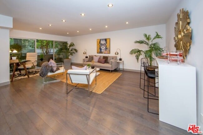 Photo - 11657 Chenault St Unit 104