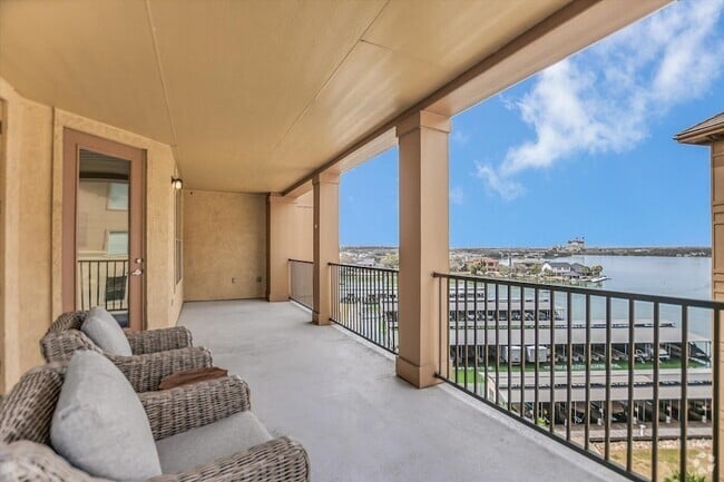 Building Photo - 101 W Bank Unit 52 # Rental