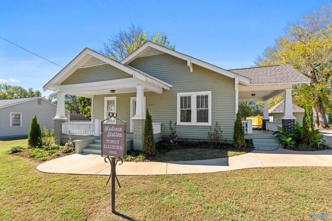 Photo - 4218 Sullivan St