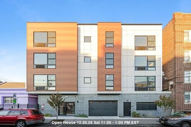 Building Photo - 304 61st St Unit 2C