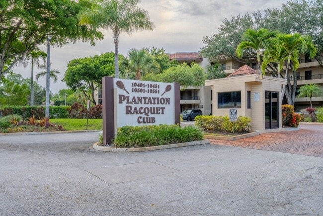 Building Photo - 10451 W Broward Blvd