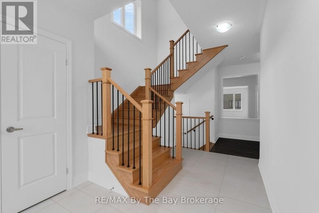 Photo - 48 Del Ray Cres