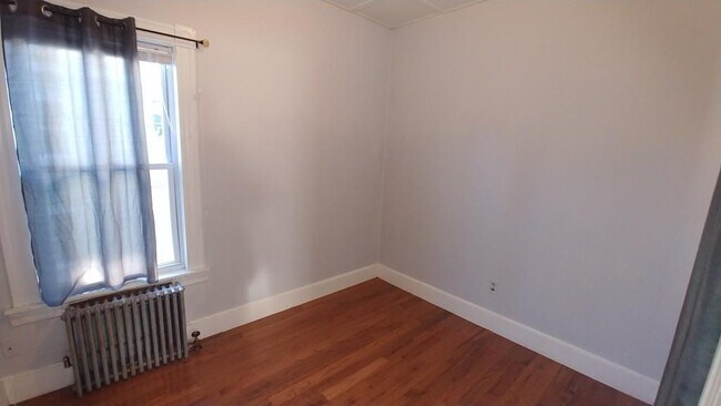 27 Trull St Unit 2##
