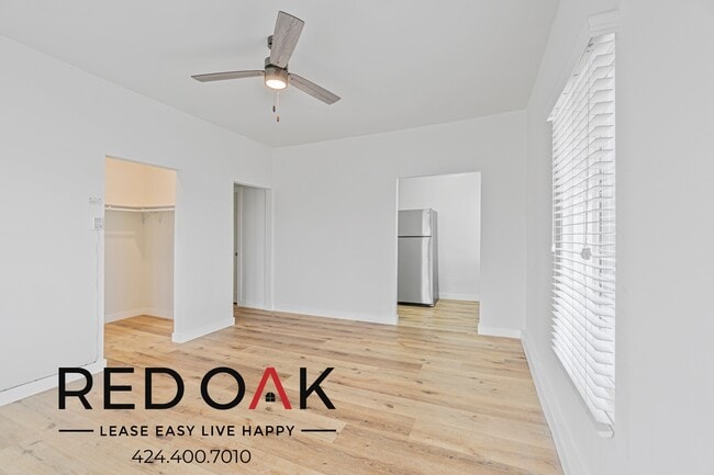 Photo - 516 N Harvard Blvd Unit 202