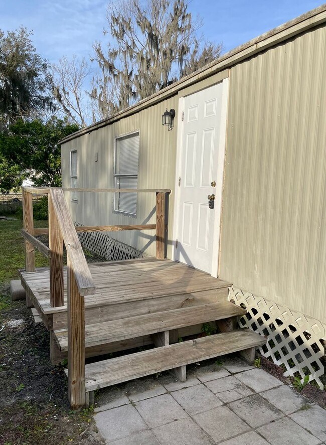 3 Bed 2 Bath Home Mulberry Rental House Rental in Mulberry, FL