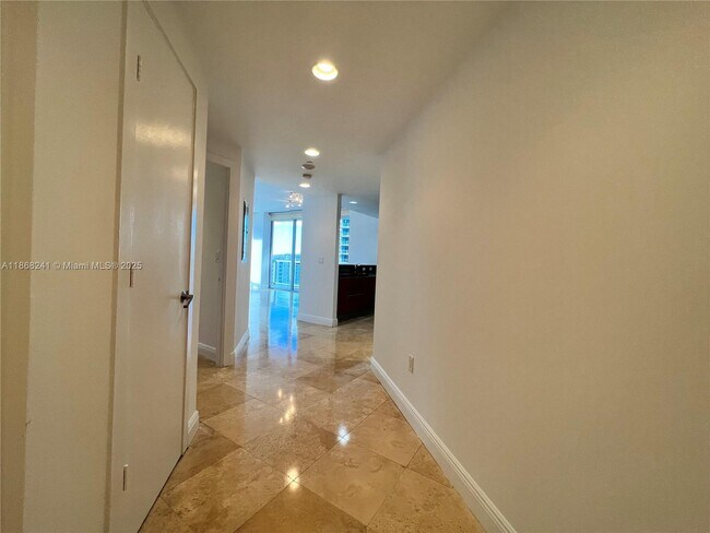Photo - 1050 Brickell Ave Unit 1514