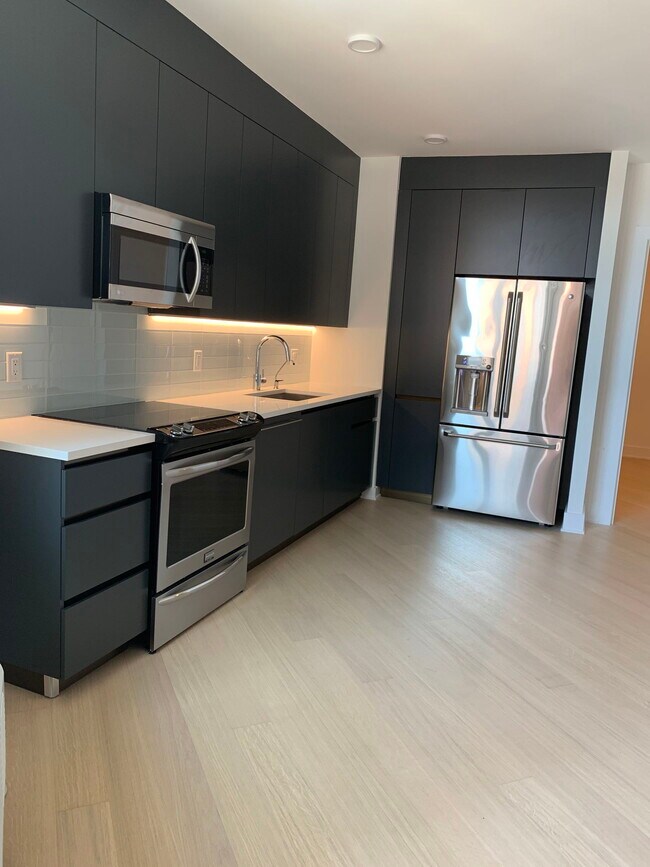 Photo - County Road 693, North Bergen, NJ 07047 - ... Unit 7601