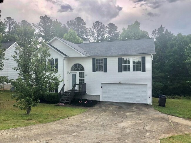 Building Photo - 6923 Cave Springs Rd