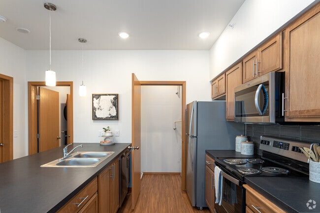 Kitchen 1x1 Attached