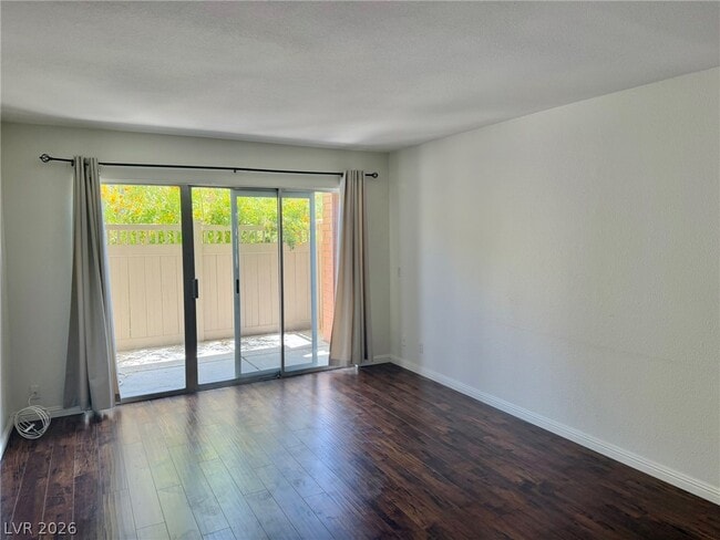Photo - 650 Oakmont Ave Unit 2113