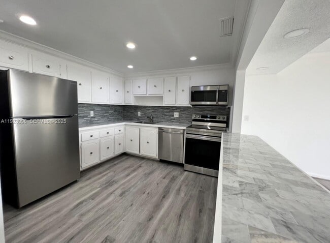 Photo - 13499 Biscayne Blvd Unit 1205