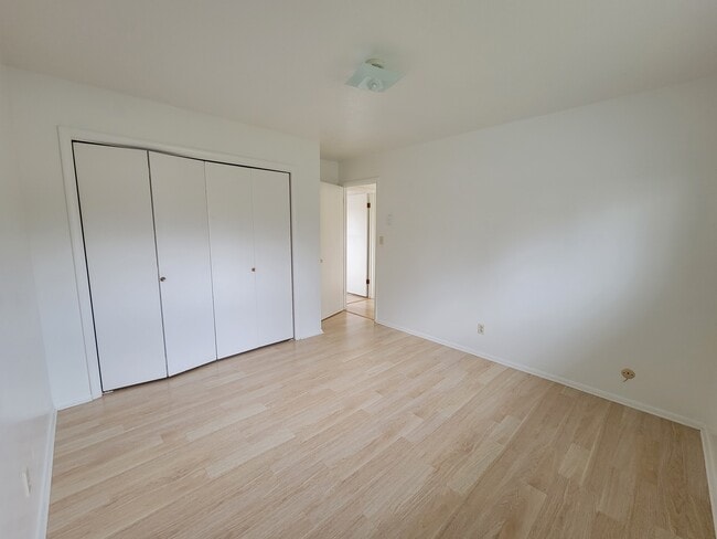 Photo - 1646 Grandview Dr Unit #2