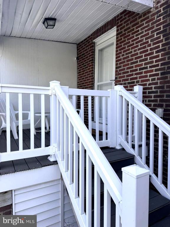 230 Greenwood Rd