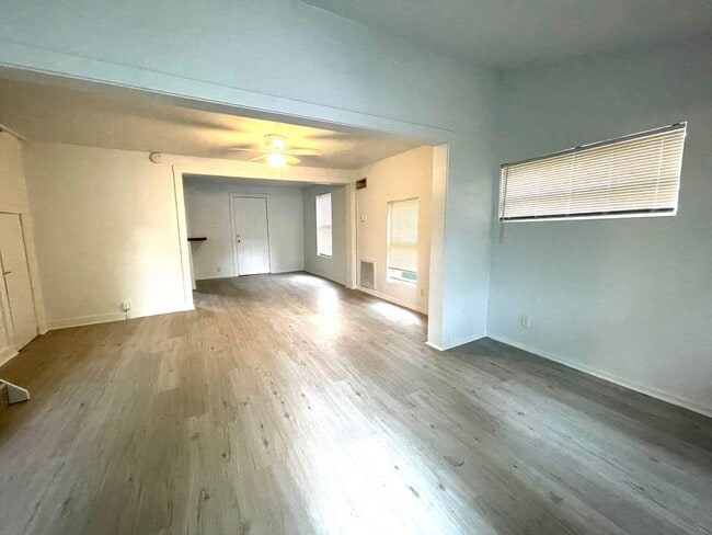 1100 13th Ave W Unit Back Unit