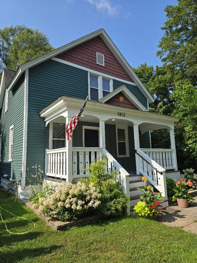 Photo - 1412 Lane Blvd