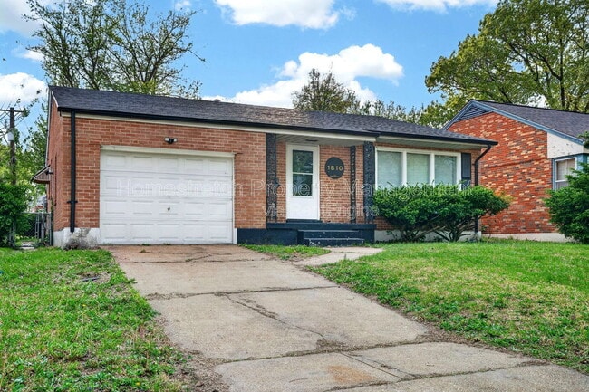 Photo - 1810 Mora Ln