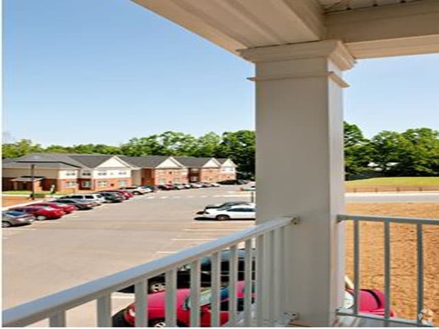 Parking Lot - Round Hill Meadows