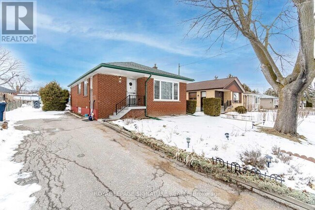 Photo - 30 Gunton Dr